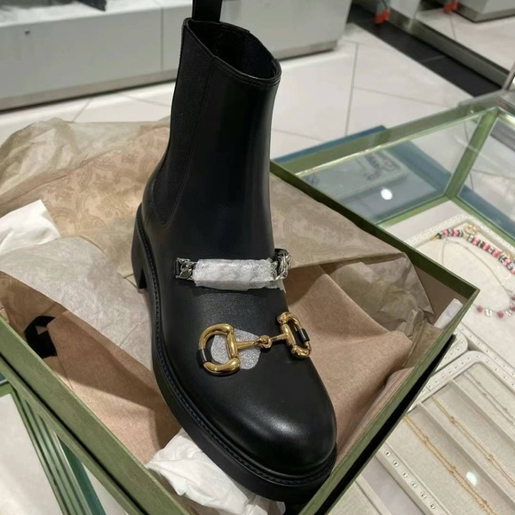 New in box Gucci Horsebit & Chain Leather Chelsea boots - Picture 5 of 8